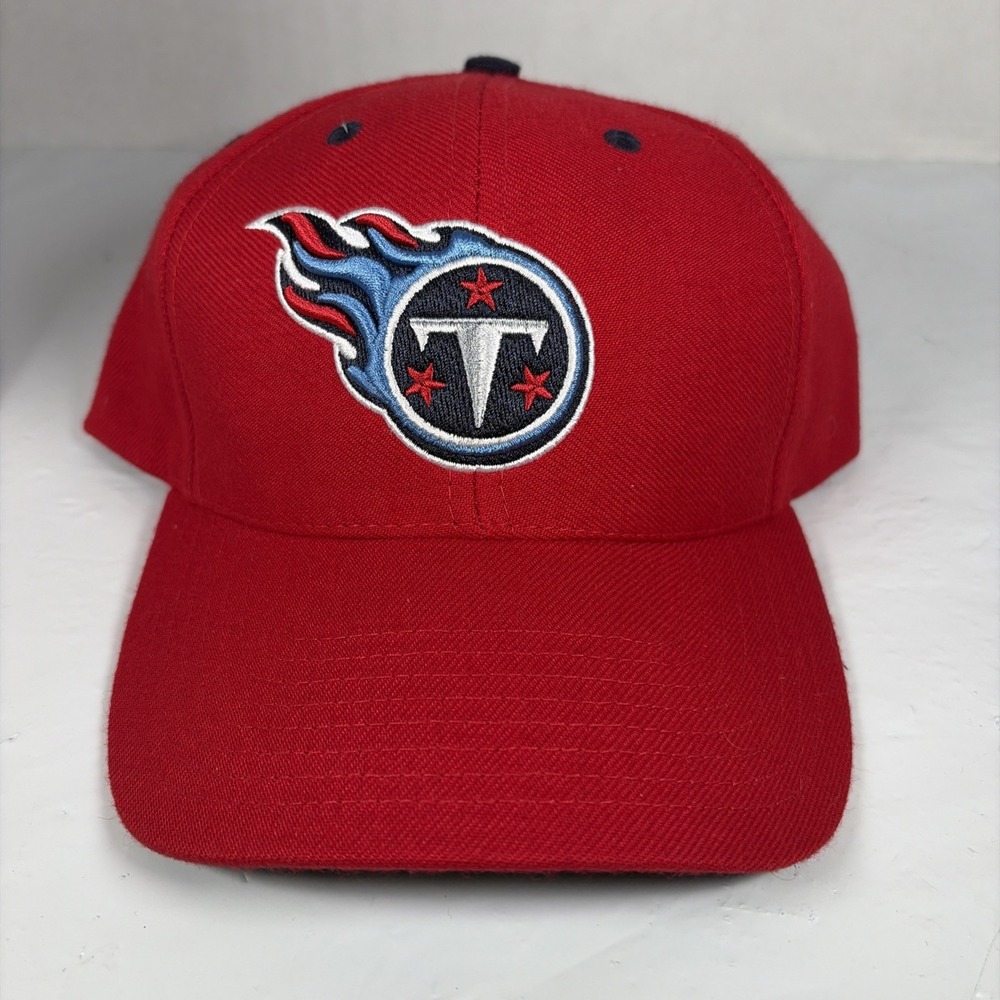 Deadstock Twins Enterprise Tennessee Titans Red NFL Strapback Hat